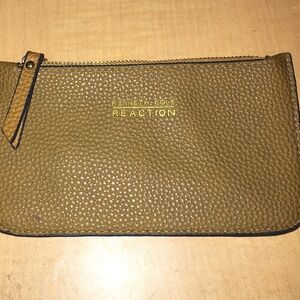 Kenneth Cole